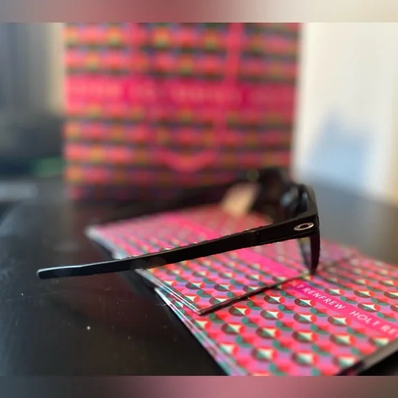 SOLD! - Picture 5 of 15